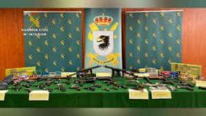 Cae una trama dedicada al tráfico y venta ilegal de armas en Vizcaya y Valencia