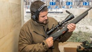 Beretta BRX1: probamos el rifle de cerrojo rectilíneo que ha revolucionado el mercado