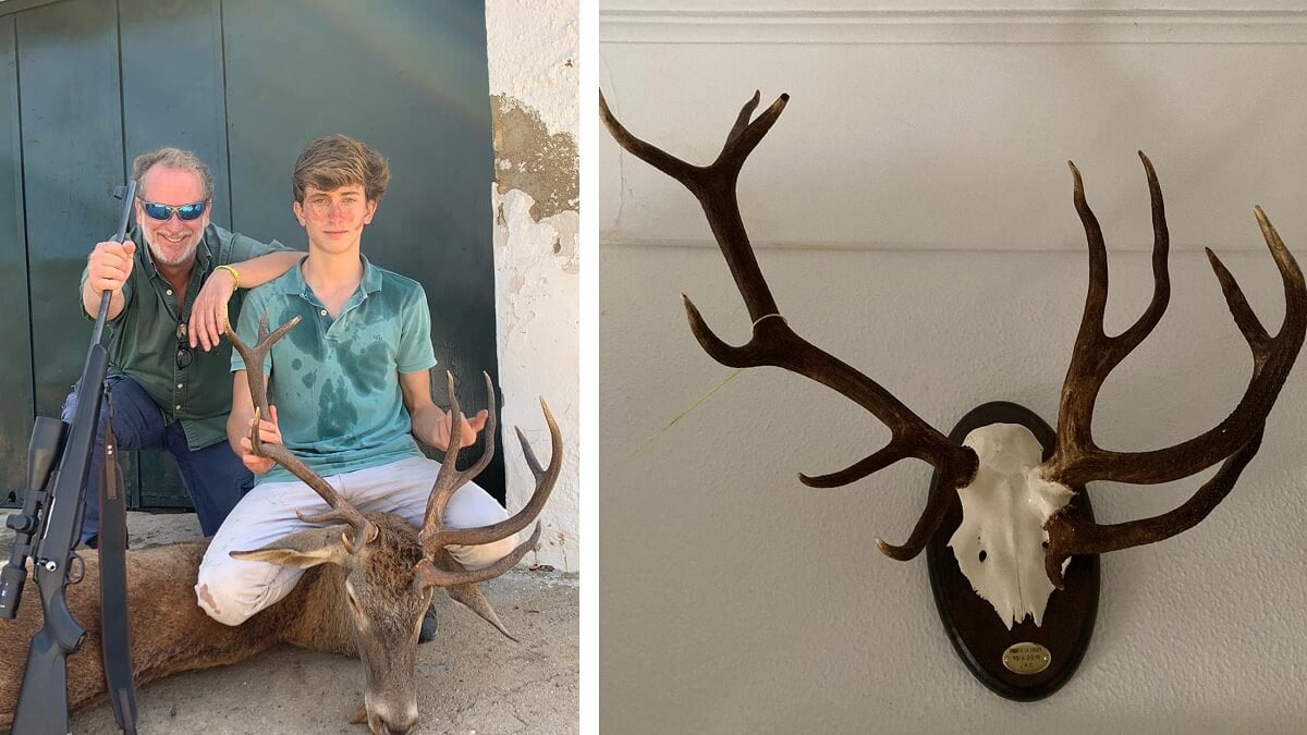 Un joven caza un ciervo con un inusual y extraño trofeo