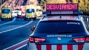 En estado grave un motorista tras chocar con un jabalí en Girona