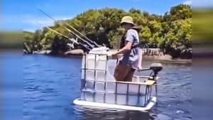 Un pescador transforma un depósito de agua en una increíble embarcación de pesca