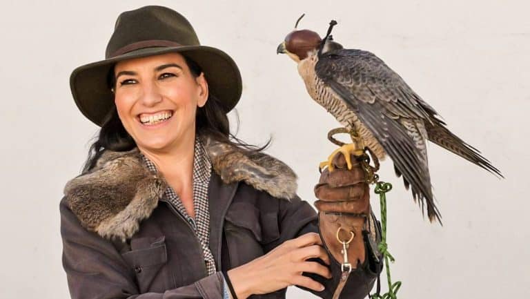 Rocío Monasterio apoyo cetrería caza