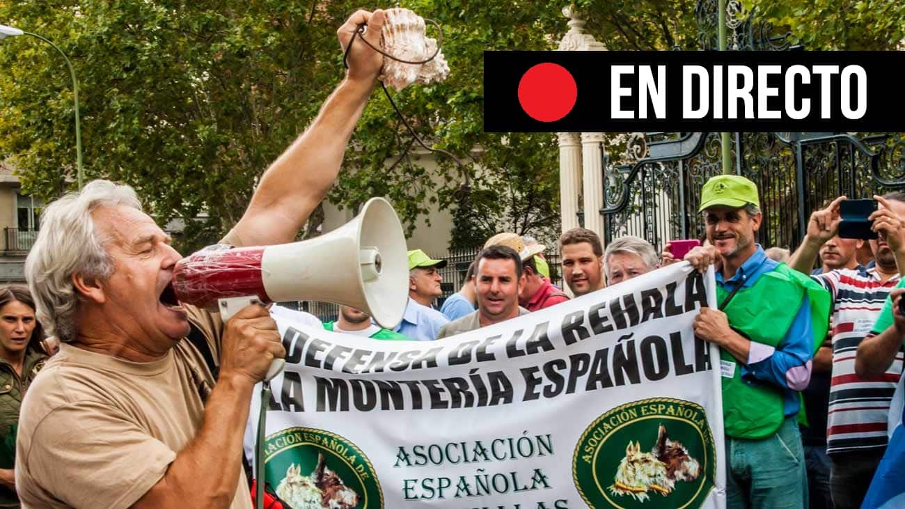 Manifestación en defensa del mundo rural y la caza, en directo | Miles ...