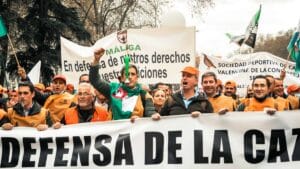 La FAC anuncia que volverá a las calles si el PSOE andaluz no se levanta contra la ley animalista
