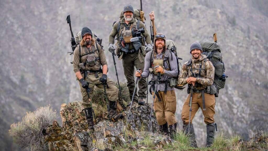 El grupo de cazadores, al completo.