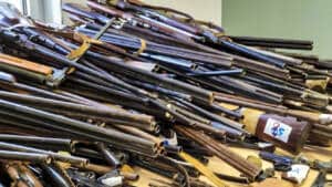 Francia inicia una campaña para regularizar miles de armas no declaradas sin sancionar a sus dueños