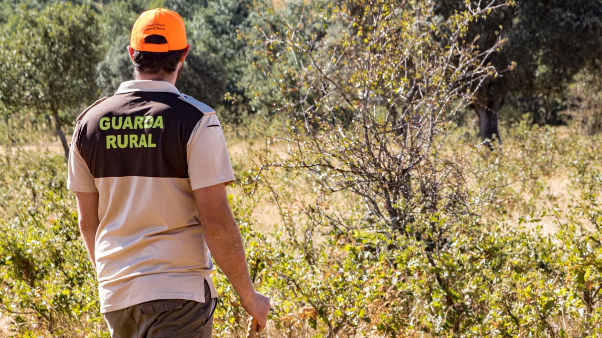 ¿Estamos obligados a enseñar el DNI a un guarda rural?