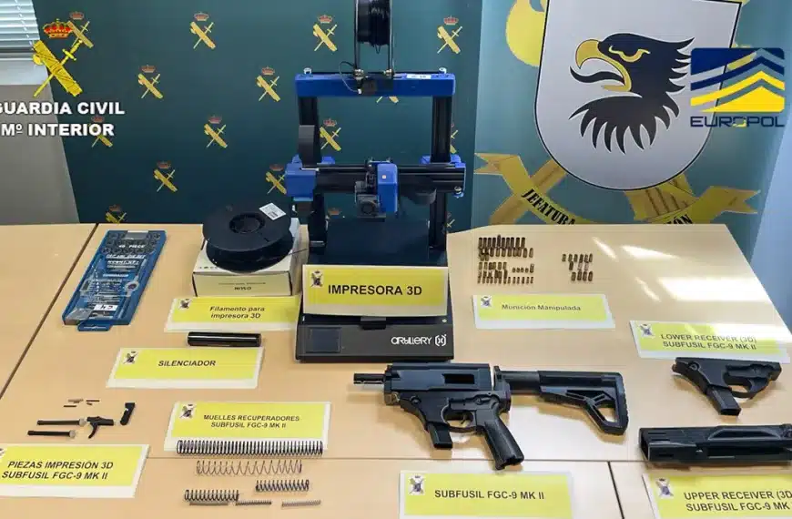 Desmantelan en Madrid un taller clandestino en el que fabricaban armas de fuego con impresoras 3D
