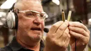 ¿Qué significa el punto que se coloca delante del nombre de los calibres de los rifles?