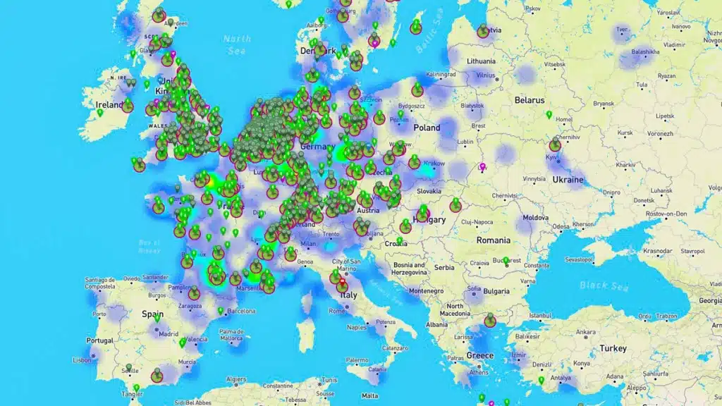 Avistamientos de zorzal común registrados en Europa a 9 de octubre de 2024.