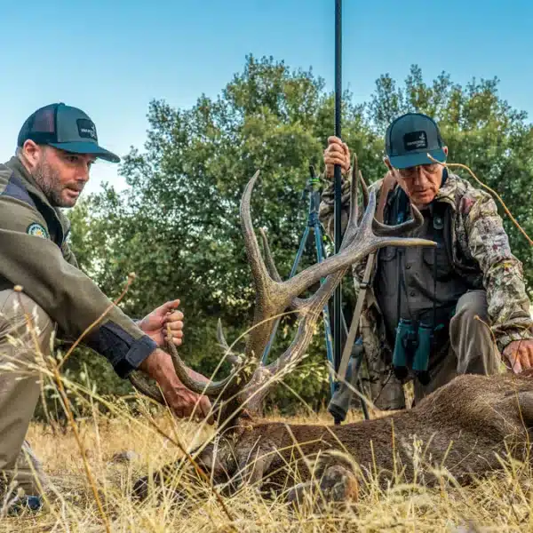 Cazaflix se va a cazar el venado en berrea a la Siberia extremeña