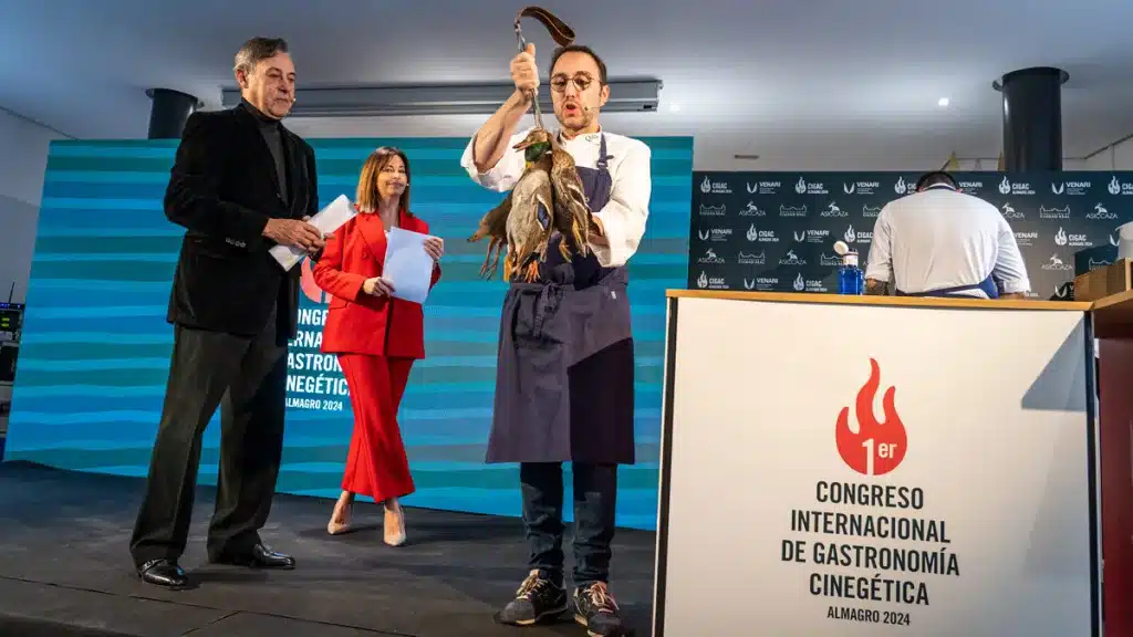 El Congreso Internacional de Gastronomía Cinegética fue presentado por Pepe Ribagorda y Cristina Media.