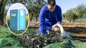 Atribuyen a «dos inspectoras novatas» las multas de hasta 40.000 euros impuestas a agricultores por no llevar retretes portátiles al campo