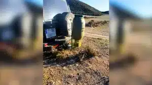 Un cazador inventa un truco para esparcir la comida de las perdices de su coto.