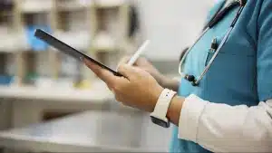 Las multas de 1,2 millones de euros a veterinarios por no notificar recetas en plazo pasan a ser consideradas leves