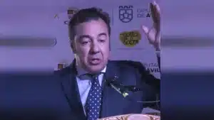 José León lanza un mensaje a los cazadores con un emotivo poema que da voz a un caballo, una liebre y un galgo