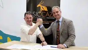 El chef Martín Berasategui y el presidente de ASICCAZA, José María Gallardo.