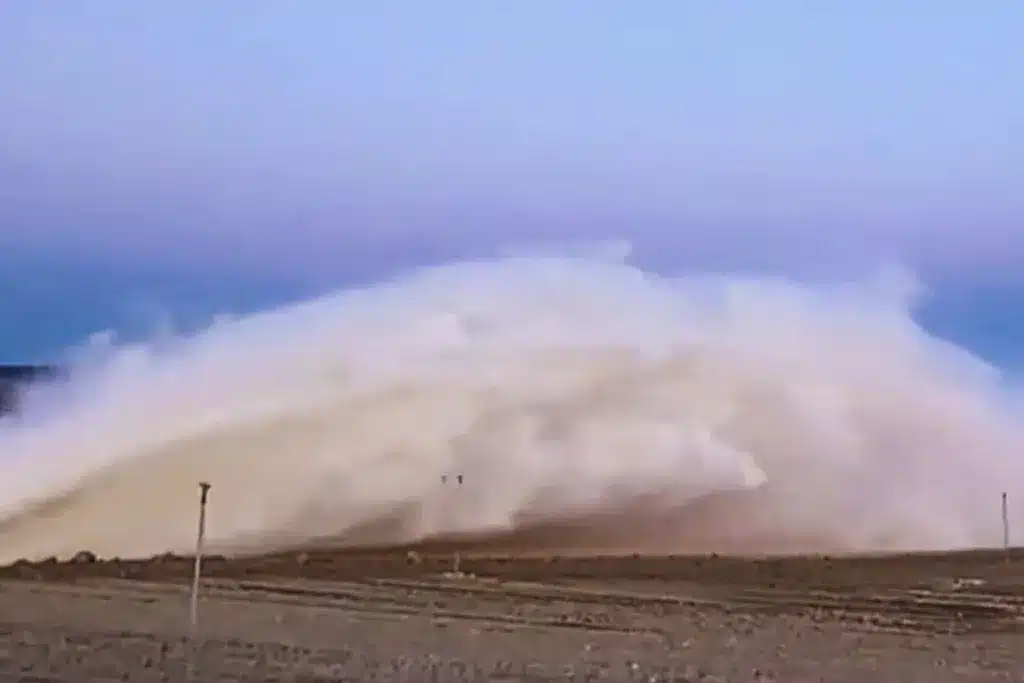 agricultores ven saltar su campo por los aires