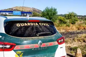 La Guardia Civil investiga a un hombre por utilizar un poderoso e ilegal método para capturar depredadores en Ciudad Real