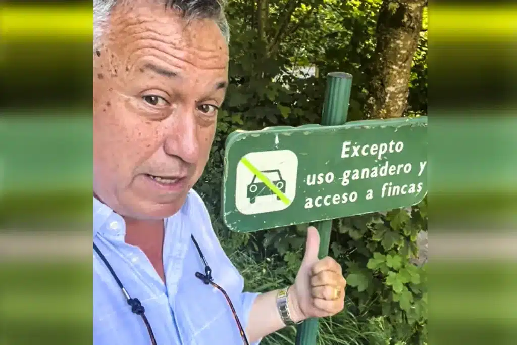 Multa 7500 euros cartel camino vacaciones mundo rural