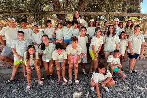 La FAC cierra sus campamentos de verano enseñando a los niños a reconectar con la naturaleza