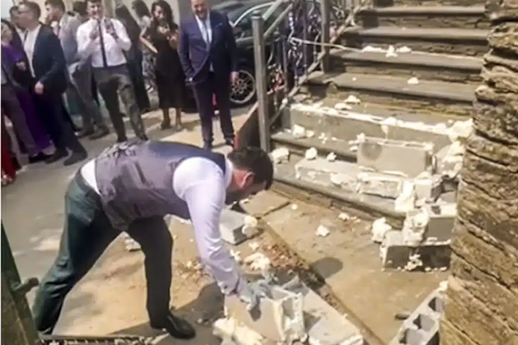 boda pueblo viral tapia iglesia