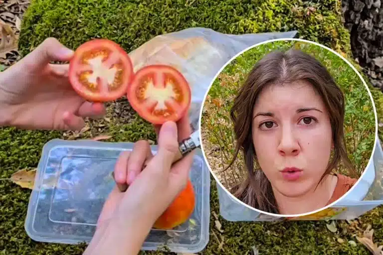 Nazaret Martín con los tomates.