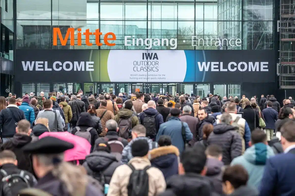 Público entrando a la feria en su edición de 2025.