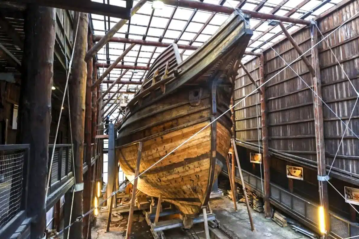 Se busca cocinero barco