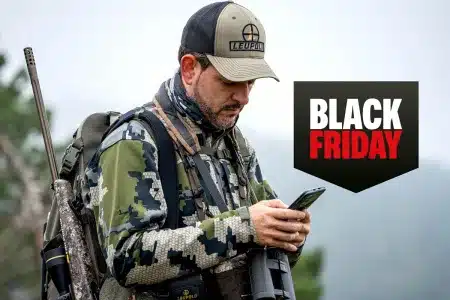 Cazador con su móvil.