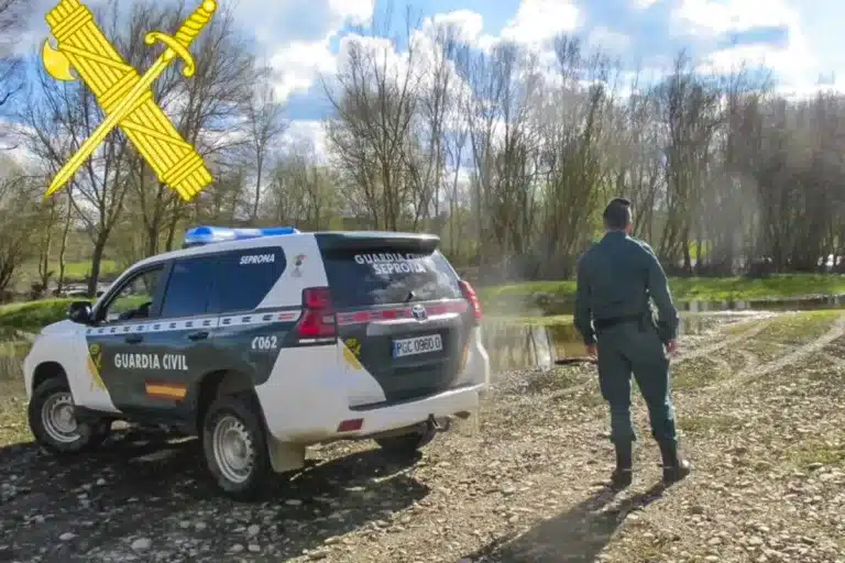 Guardia Civil furtivos galgos