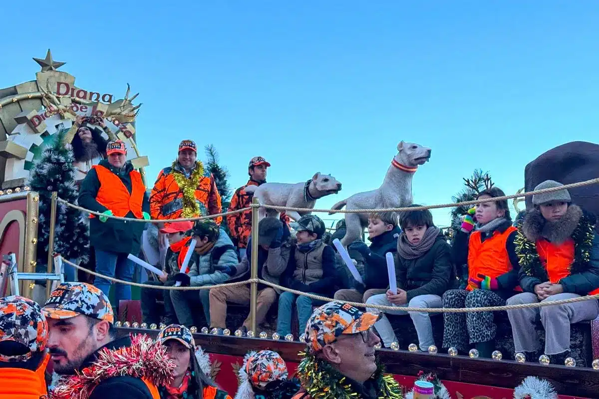 Una parte de la carroza de la caza antes de empezar el recorrido.
