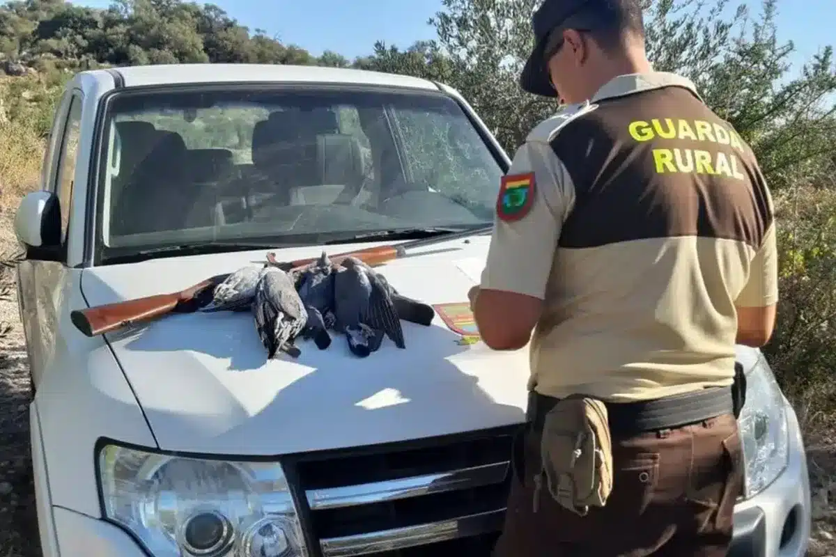 De cazador a Guarda Rural de Caza: la profesión que fija población y protege el campo