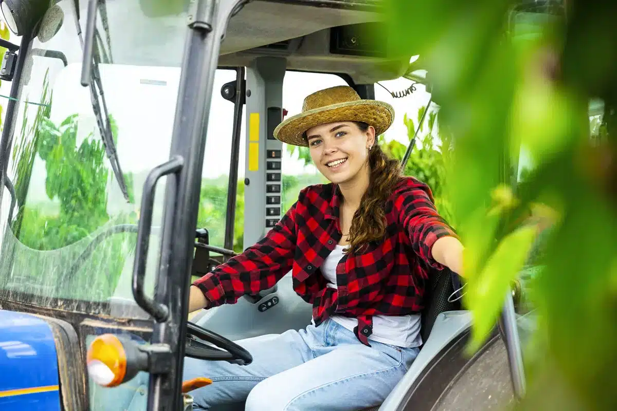 joven agricultora