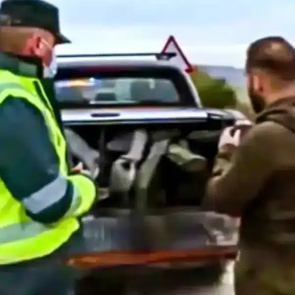 Guardia Civil pick up cazadores