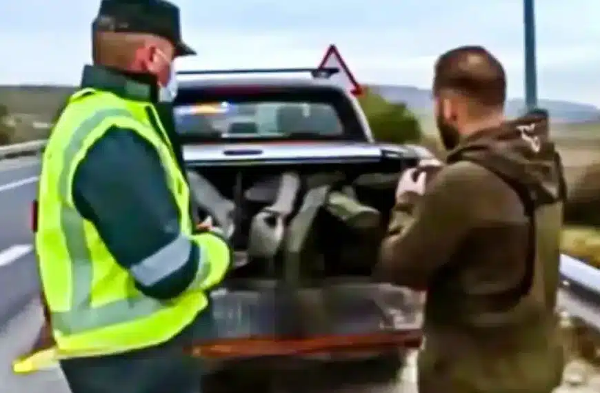 Guardia Civil pick up cazadores