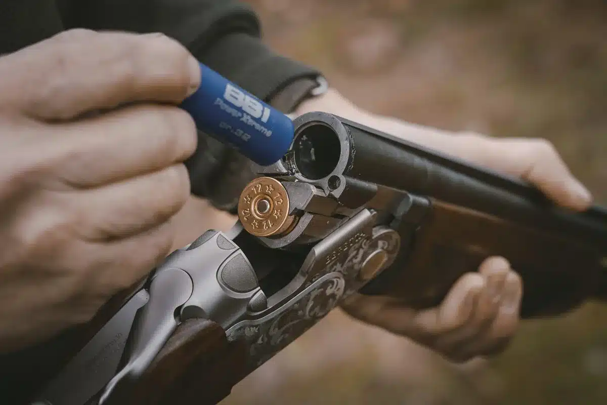 Cargando la Beretta Ultraleggero Silver.