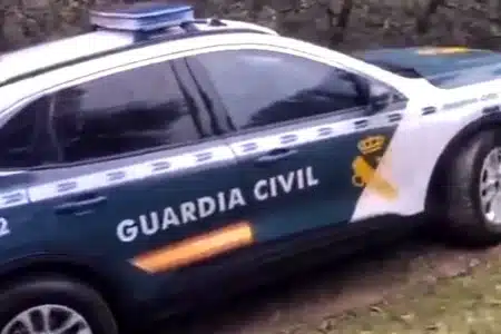 coche Seprona incapaz subir cuesta