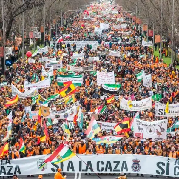 Hoy se cumplen 4 años del día que 800.000 cazadores colapsaron Madrid: así fue el histórico 20M