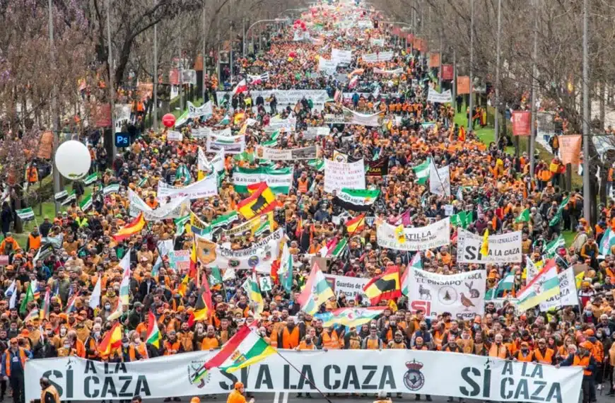 Hoy se cumplen 4 años del día que 800.000 cazadores colapsaron Madrid: así fue el histórico 20M