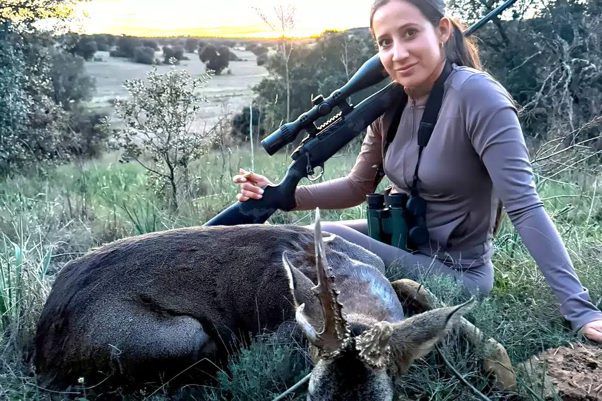 Claudia caza raro corzo Zamora