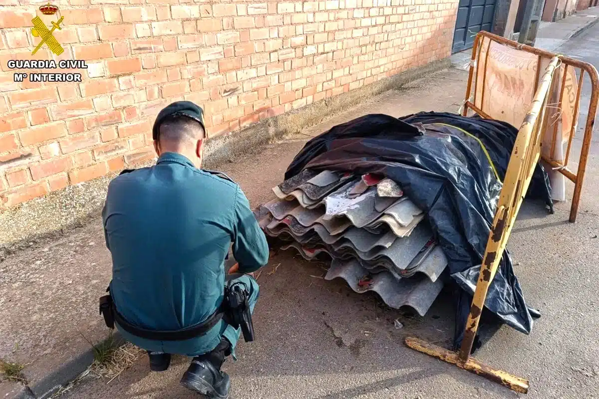 Guardia Civil multa amianto uralita Palencia