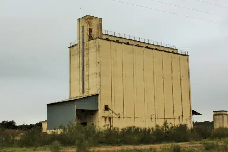 silo
