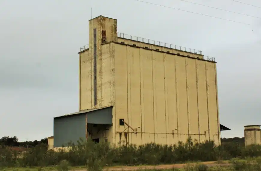 silo