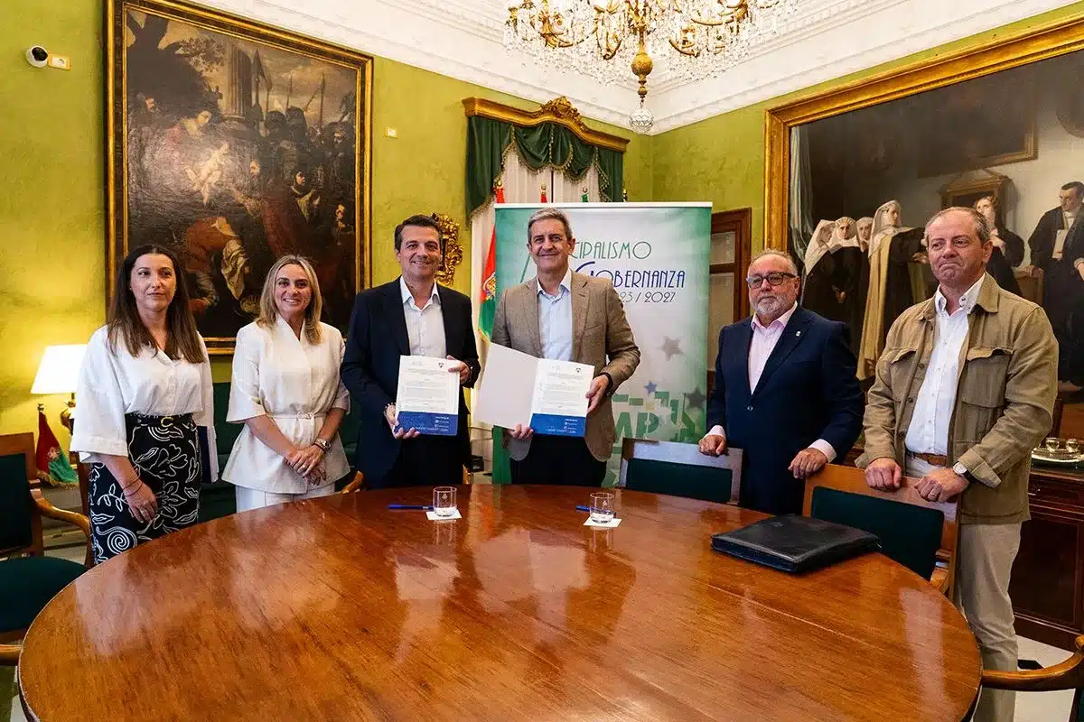 FAC firma acuerdo FAMP