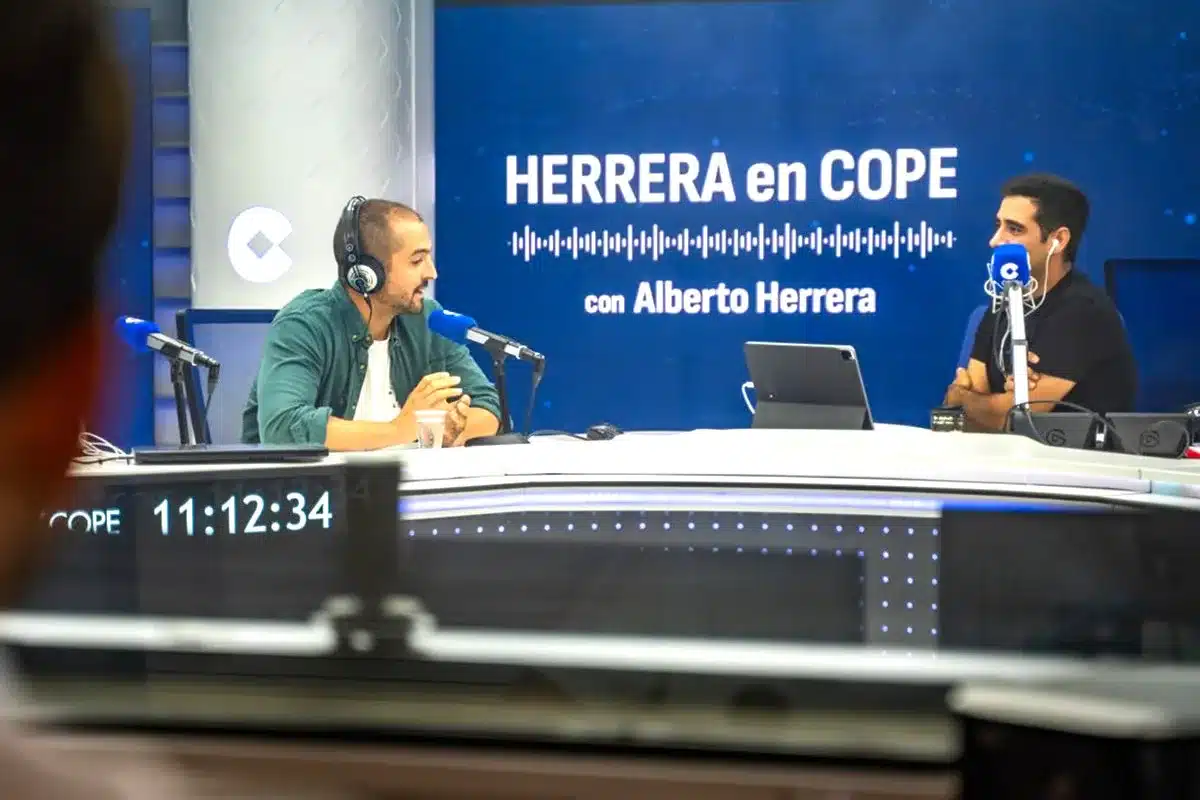 Pedro Ampuero Herrera en Cope
