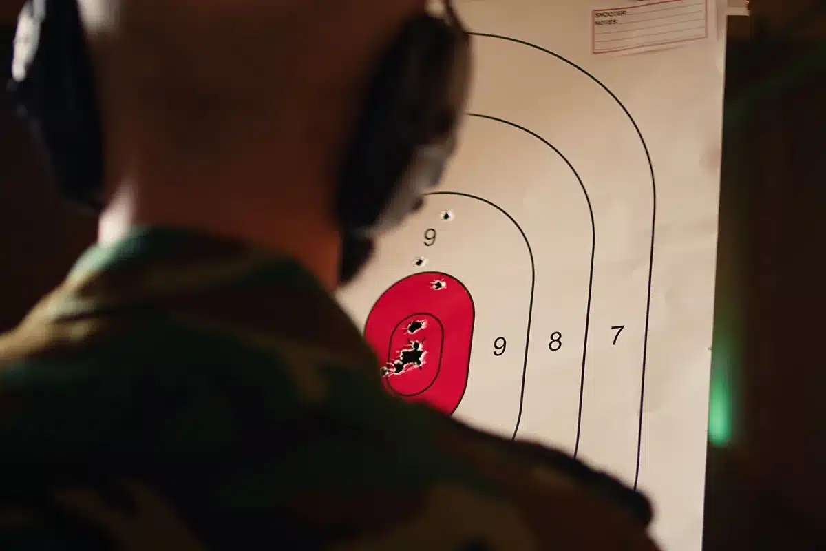 presuntas irregularidades licencia tiro pistola Madrid