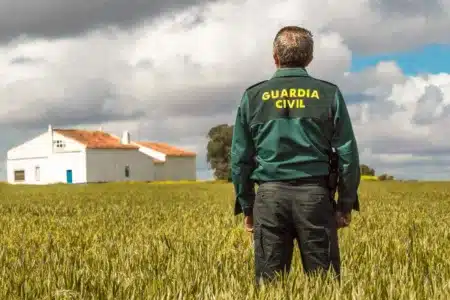 guardia-civil-detiene-furtivo