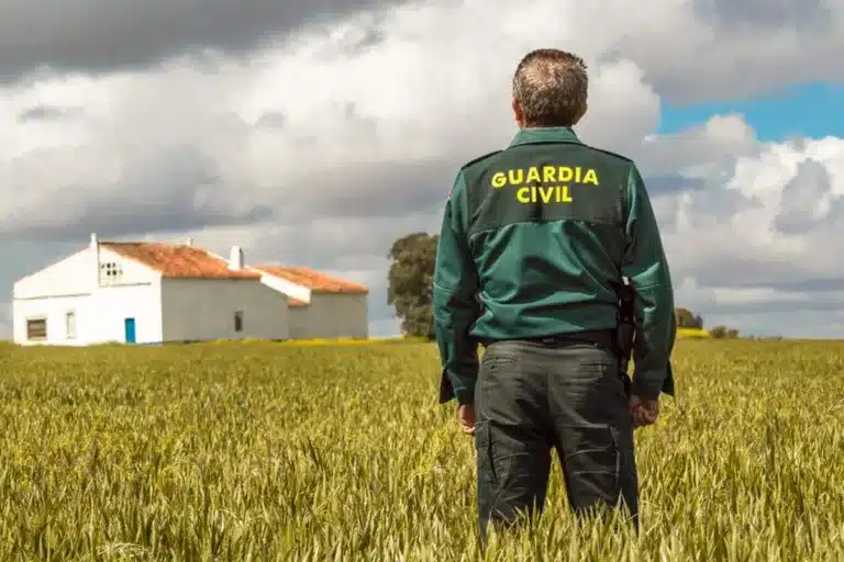 guardia-civil-detiene-furtivo