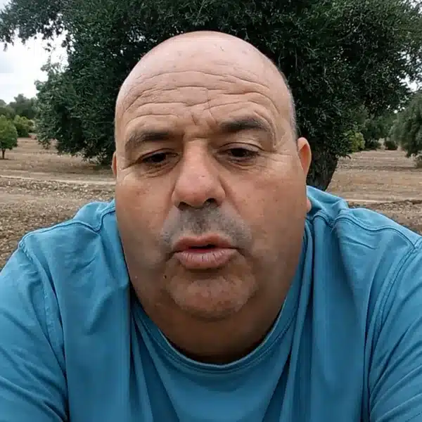 agricultor Villarejo Salvanés denunciado arar tierra